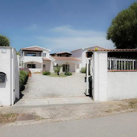 Апартаменты Sardegna - Mirto & Flowers Ольбия